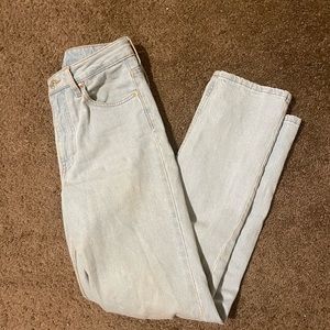 Light blue vintage high rise straight jean